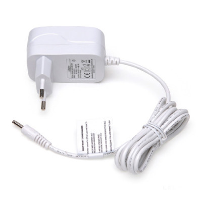 LELO - Charger - 9V Unboxed View