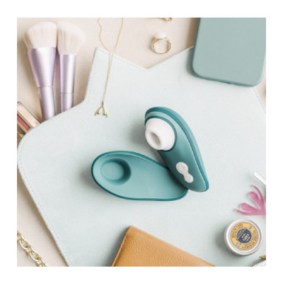 Womanizer Liberty 2 - Dark Petrol Unboxed View