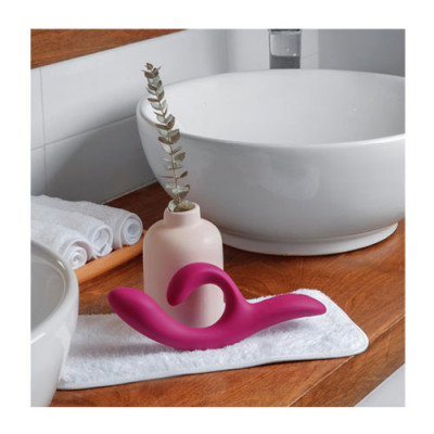 We-Vibe Nova 2 Unboxed View