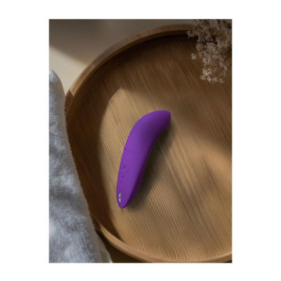 We-Vibe Melt 2 - Purple Unboxed View