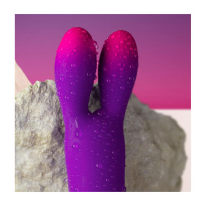 Rocks Off - Glo Girl - Bunny Unboxed View