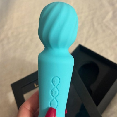 LELO - Switch - Aqua Unboxed View