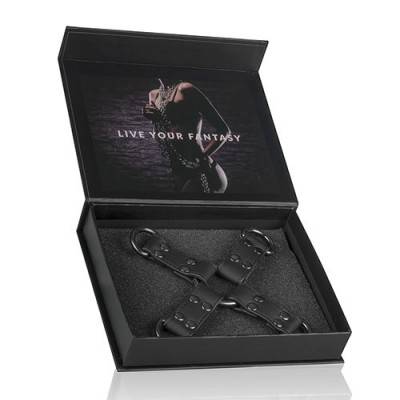 Hogties (ET-8) Unboxed View