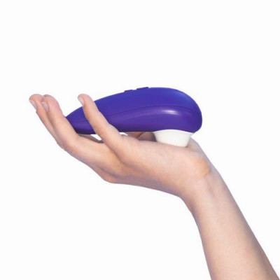 Womanizer Starlet 3 - Indigo Handheld View